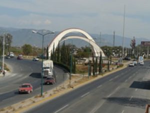 los hechos cerca del Monumento a la Identidad