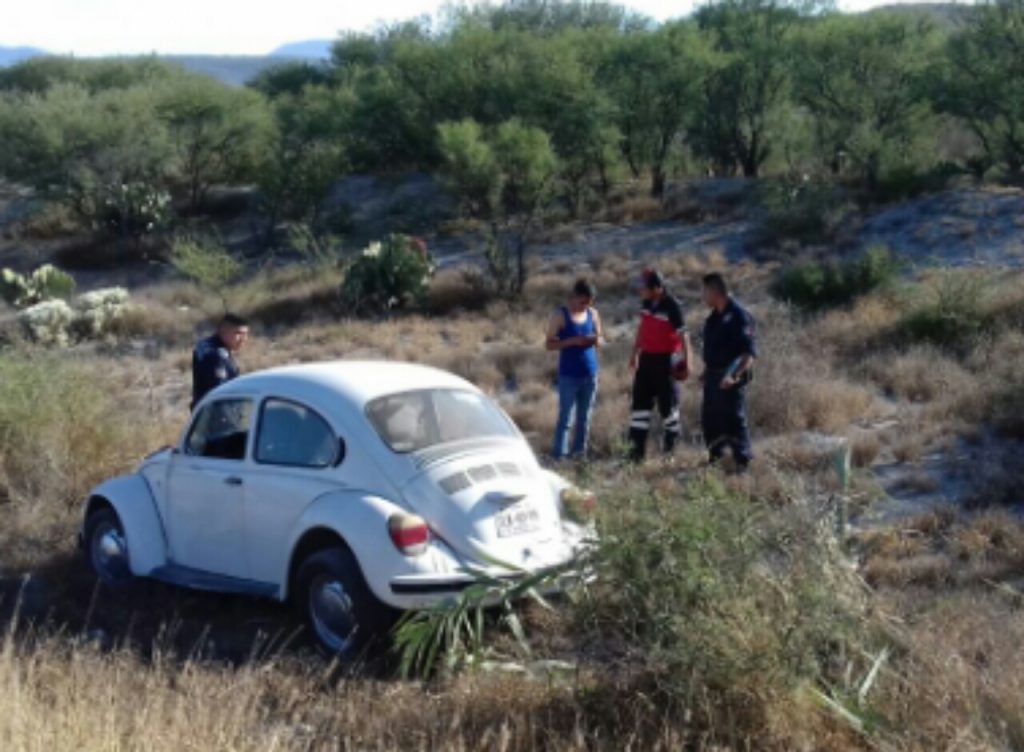 Por exceso de velocidad se accidenta