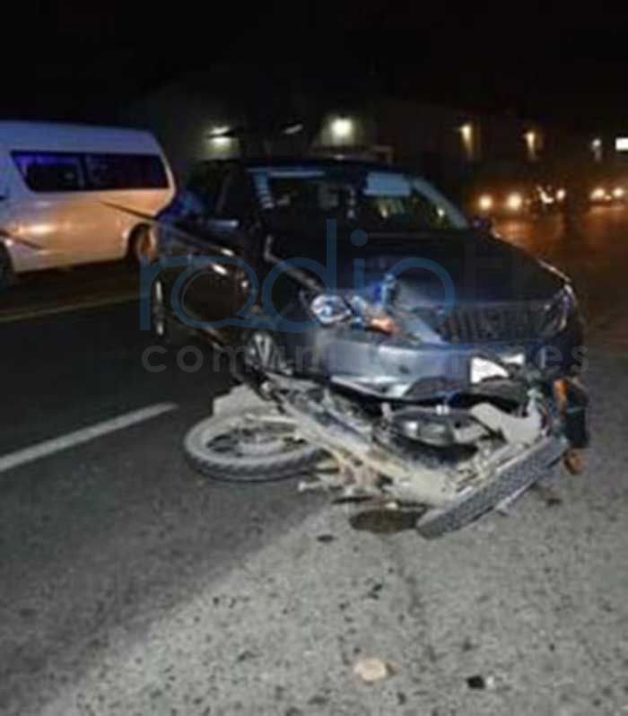 Grave motociclista que fue atropellado a la altura de Santiago Miahuatlán