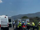 Vista de la autopista Cuacnopalan-Oaxaca tras el fatal accidente que cobró la vida de 21 personas.