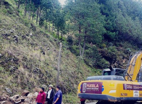 Ayuntamiento de Ajalpan informó sobre cierre de la carretera