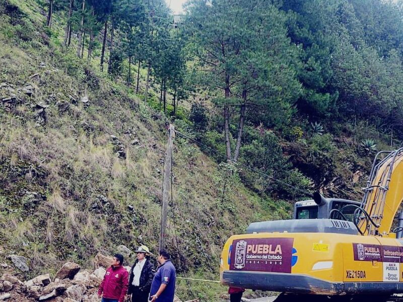 Ayuntamiento de Ajalpan informó sobre cierre de la carretera
