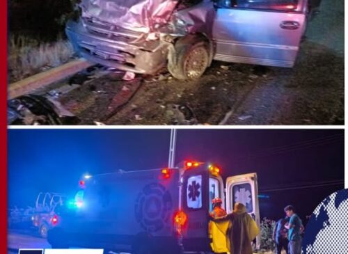 Paramédicos y cuerpos de emergencia atendieron a más de 10 personas lesionadas tras un choque frontal en la carretera Tehuacán–Teotitlán, a la altura de Coxcatlán.