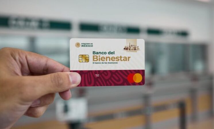 Beneficiarios reciben depósitos de las Pensiones para el Bienestar 2026 en el Banco del Bienestar